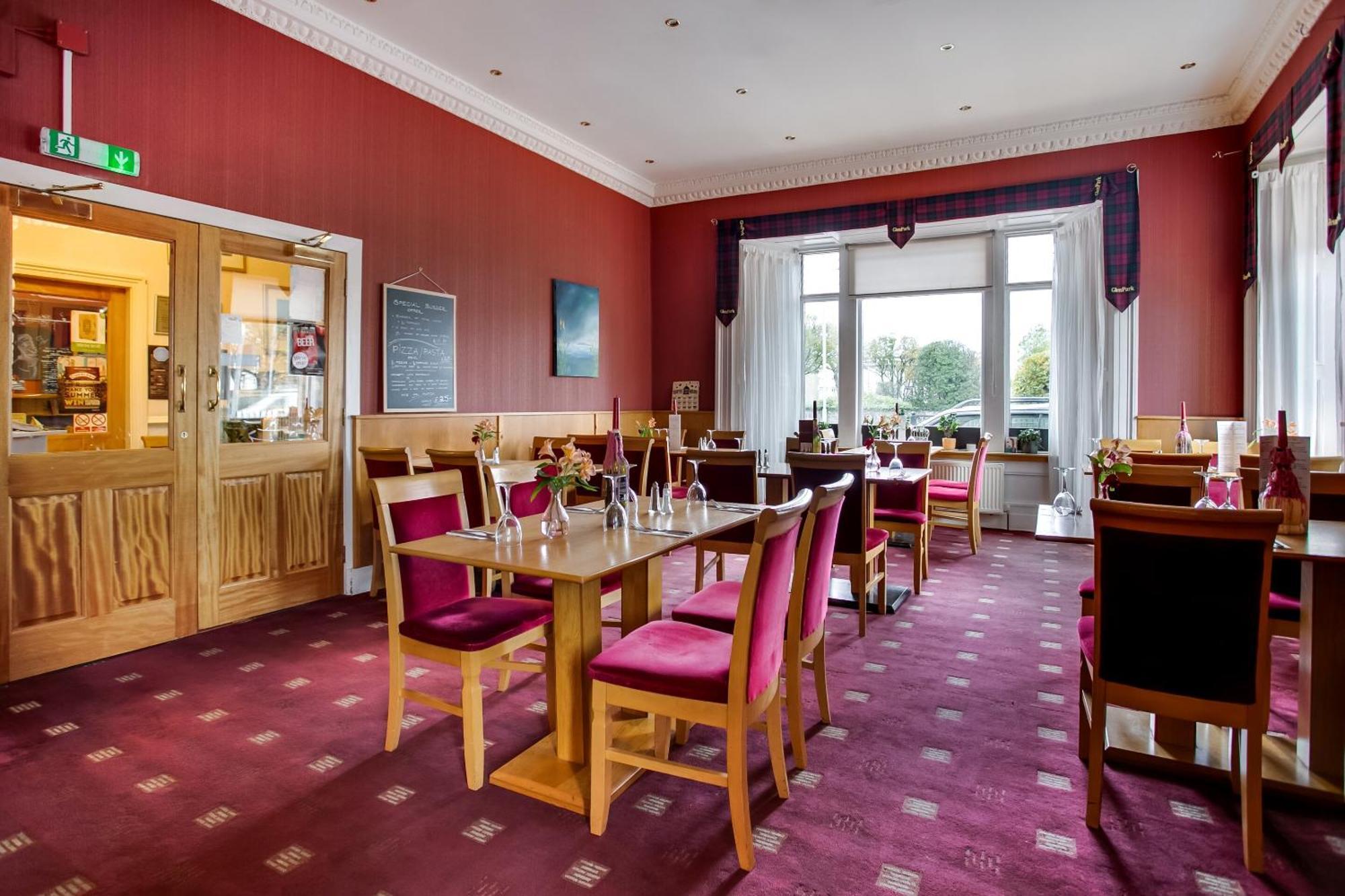 Oyo Glenpark Hotel, Ayr Central Ngoại thất bức ảnh