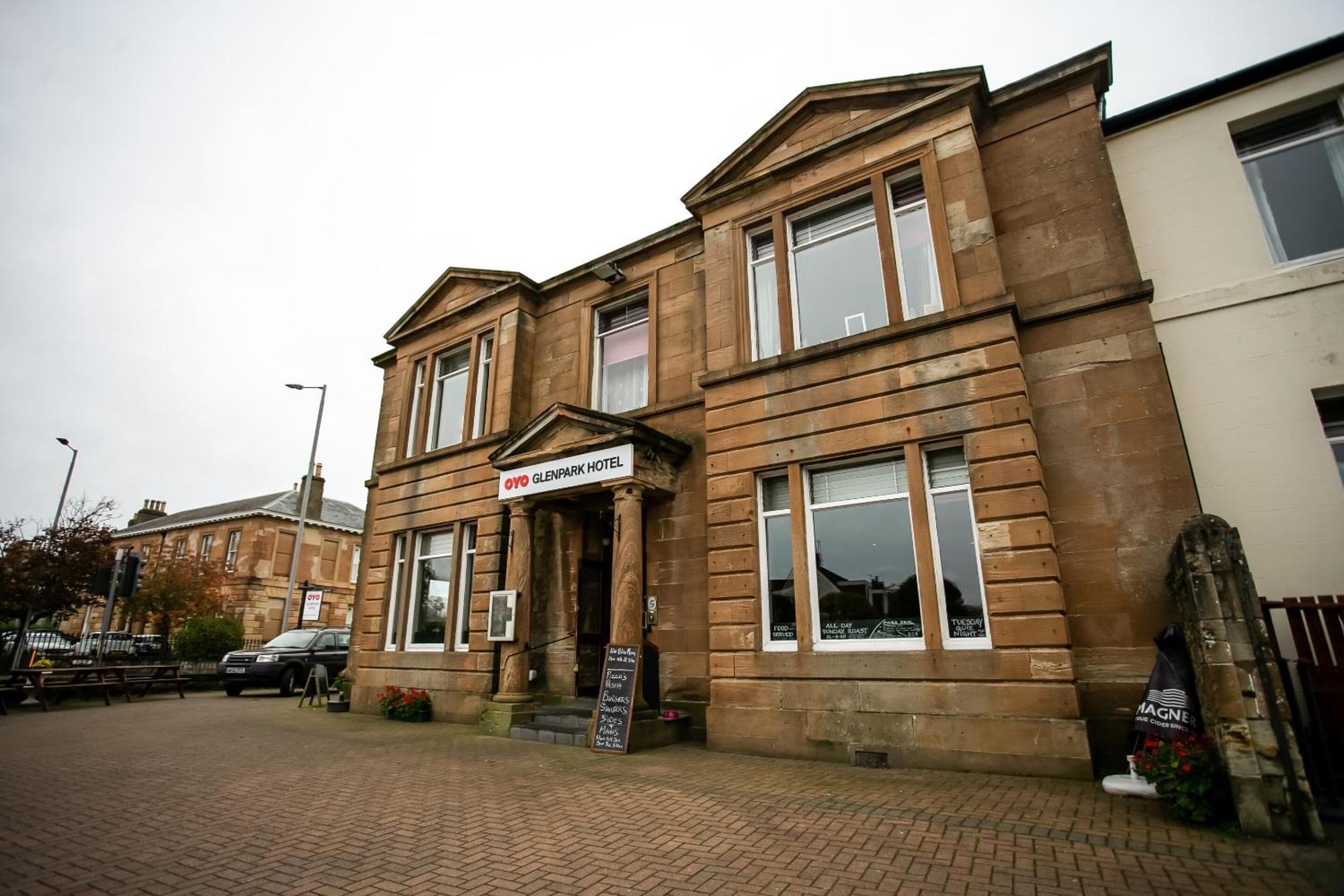 Oyo Glenpark Hotel, Ayr Central Ngoại thất bức ảnh