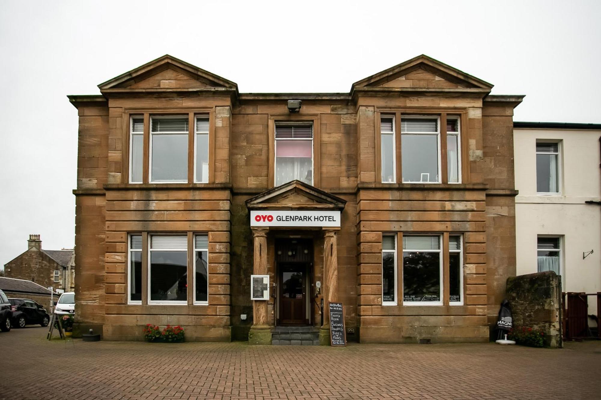 Oyo Glenpark Hotel, Ayr Central Ngoại thất bức ảnh